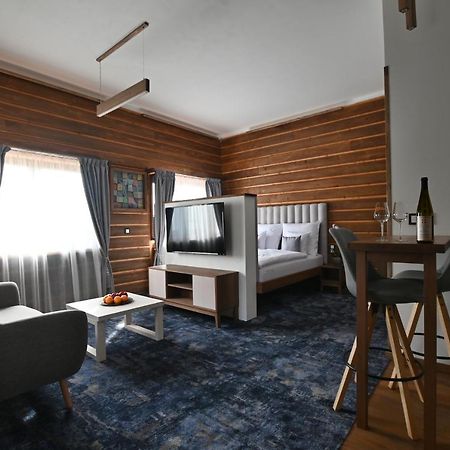 Apartmany Spessart Chomutov Buitenkant foto