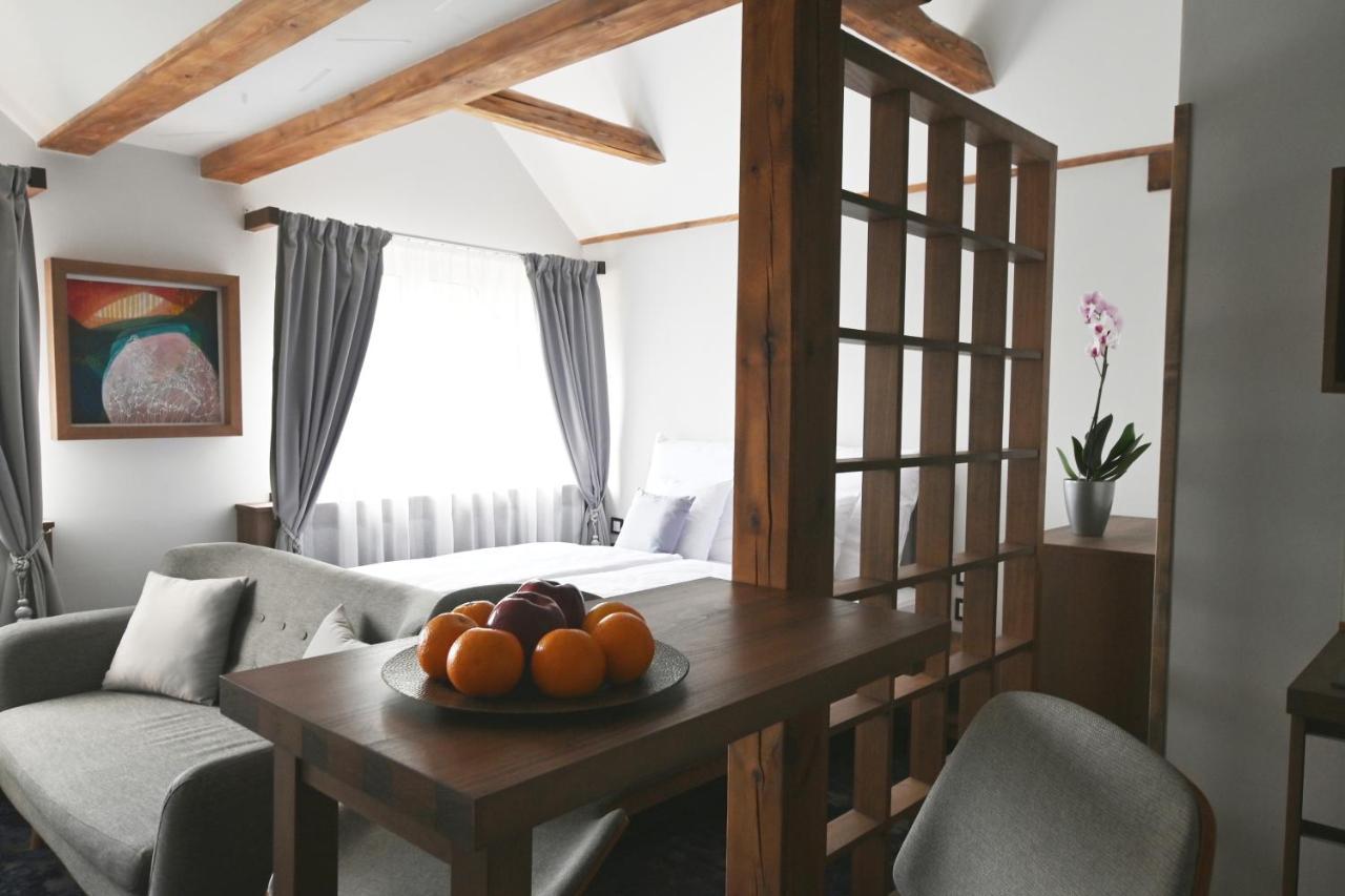 Apartmany Spessart Chomutov Buitenkant foto