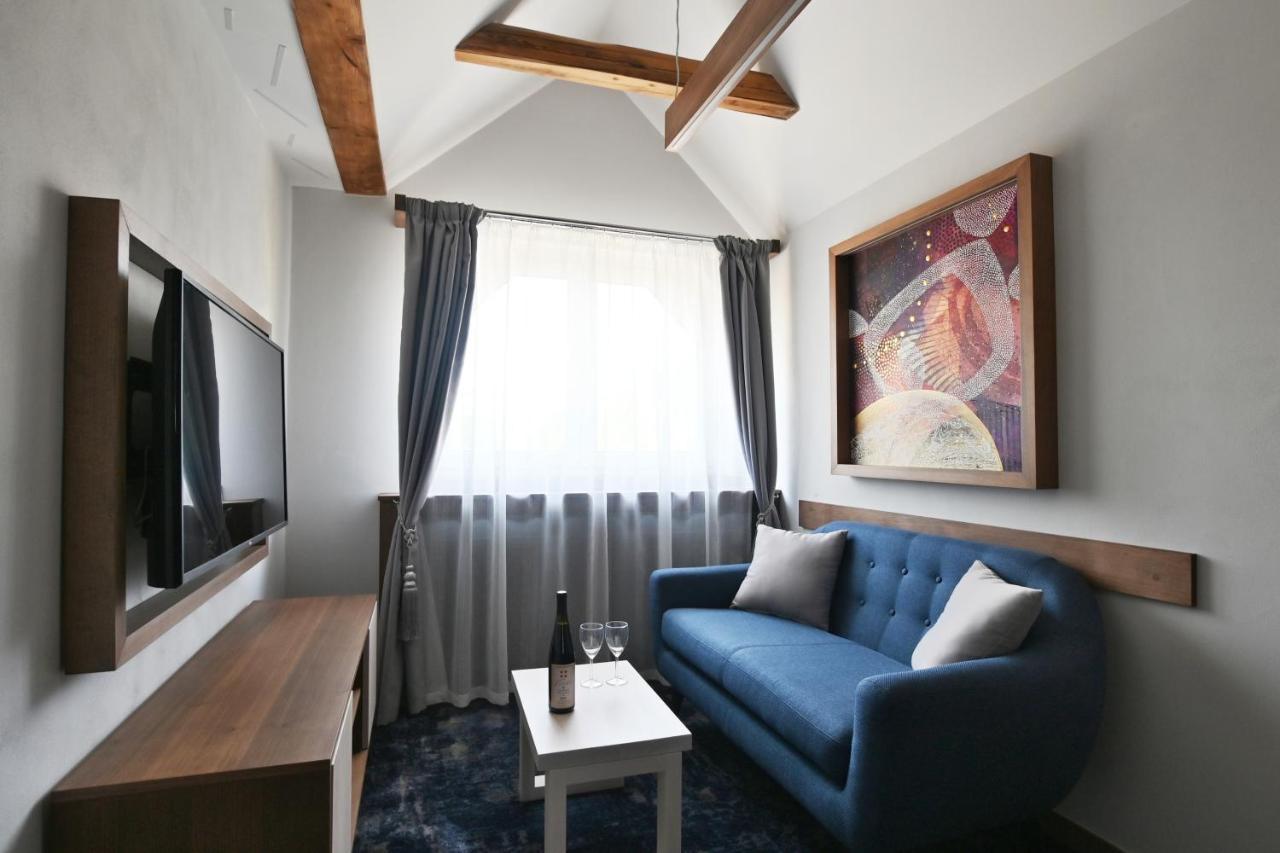 Apartmany Spessart Chomutov Buitenkant foto