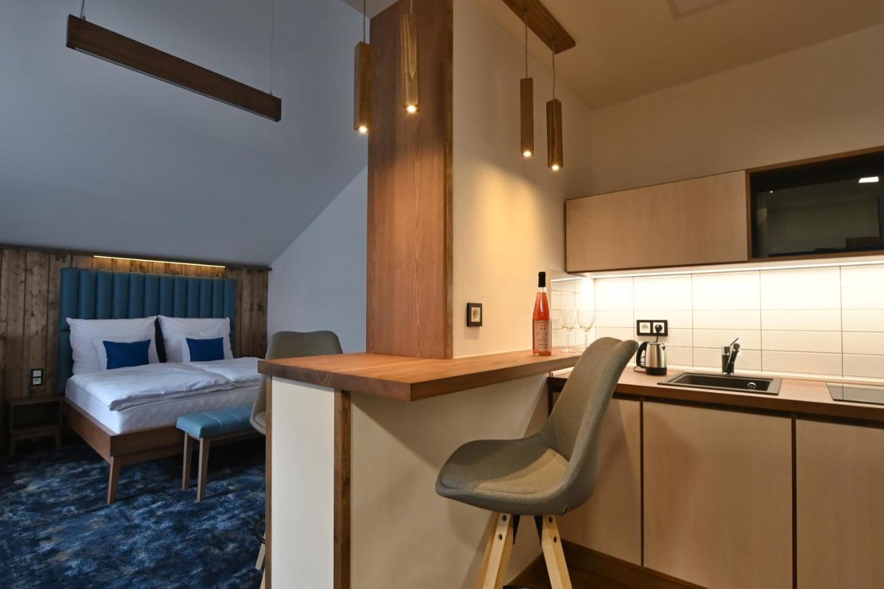 Apartmany Spessart Chomutov Buitenkant foto