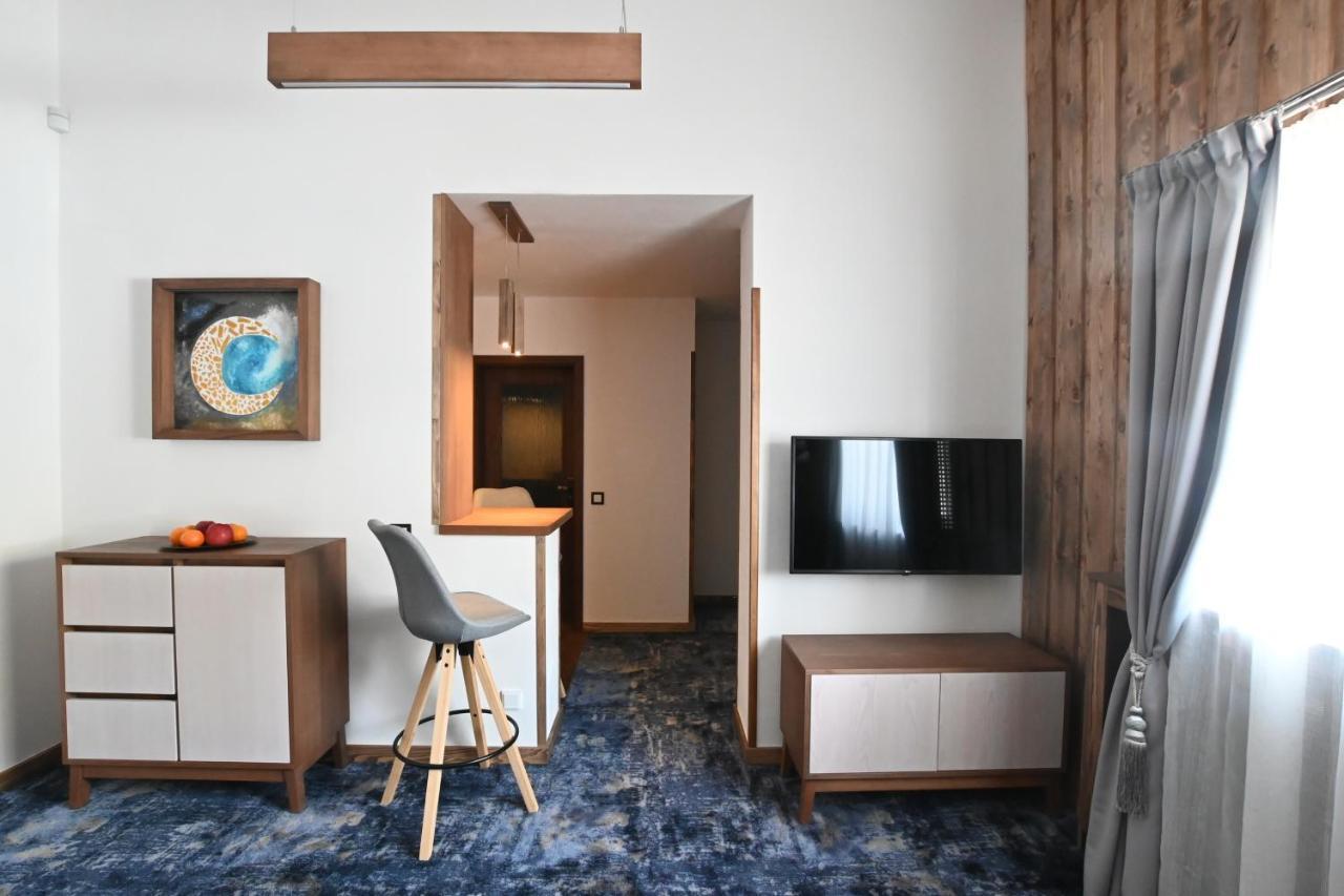 Apartmany Spessart Chomutov Buitenkant foto